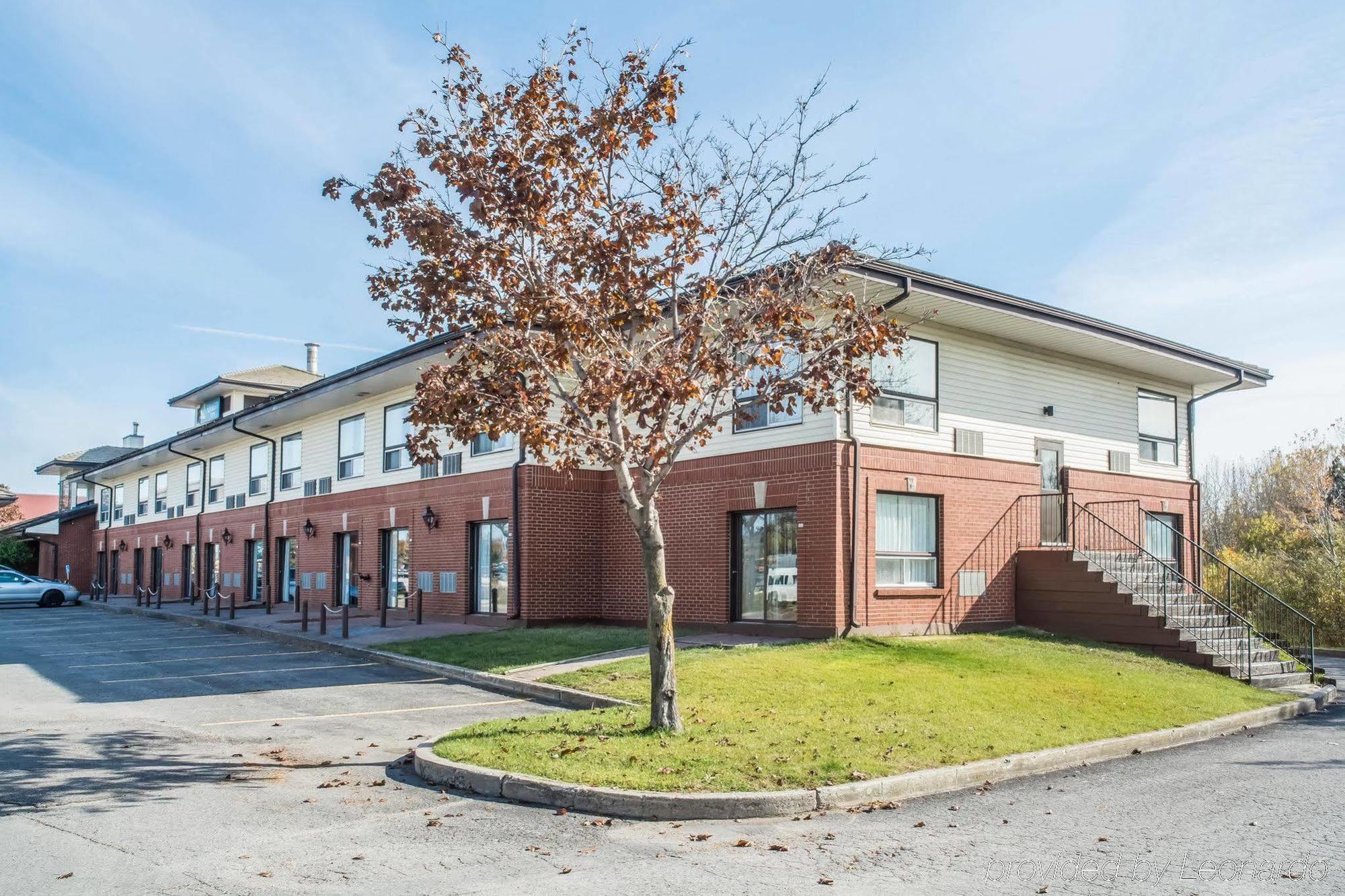 Days Inn By Wyndham Barrie Exterior foto